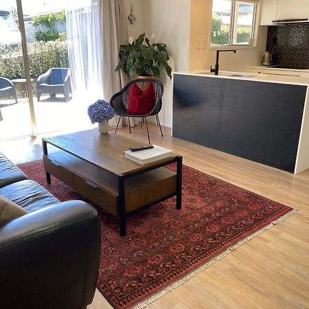 Villa Styley On Briarley, Walk To Cbd And Hospital Tauranga Exterior foto